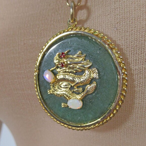 VTG Asian dragon pendant, Double strand necklace, Faux jade, opal, ruby w/ gold - Picture 8 of 12